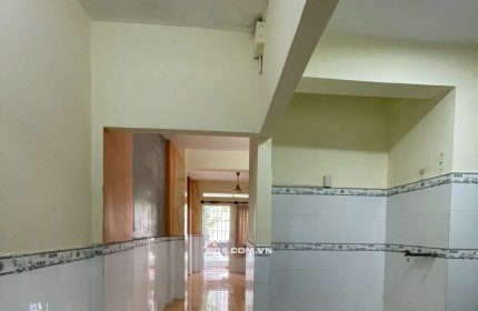 Bán căn hộ chính chủ 60m2 nằm trung tâm quận Tân Phú